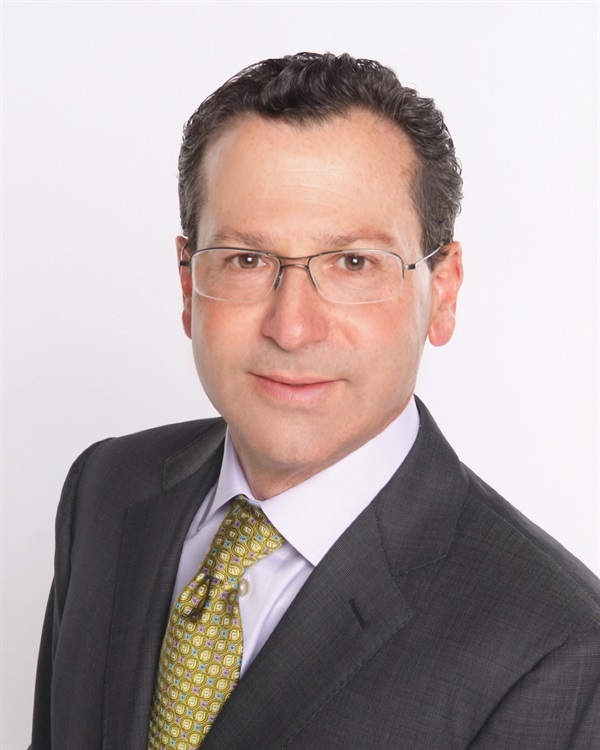 Dr. Jay B. Reznick Improving Your Confidence and Competence in Office Oral Surgery...Atraumatic Surgical Extractions, Flaps, and Splitting Teeth.