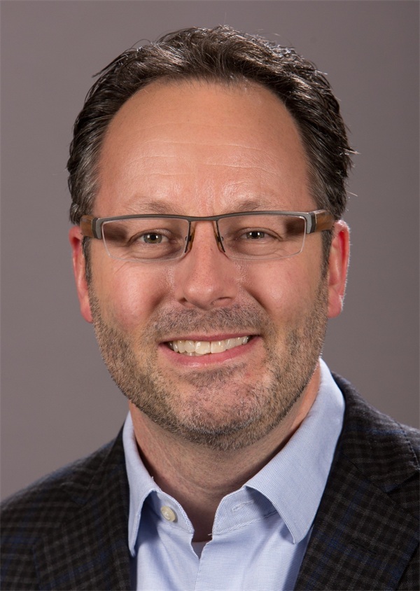 Dr. Mark Donaldson, A New Route to Rescue: Intranasal Epinephrine versus Autoinjectors